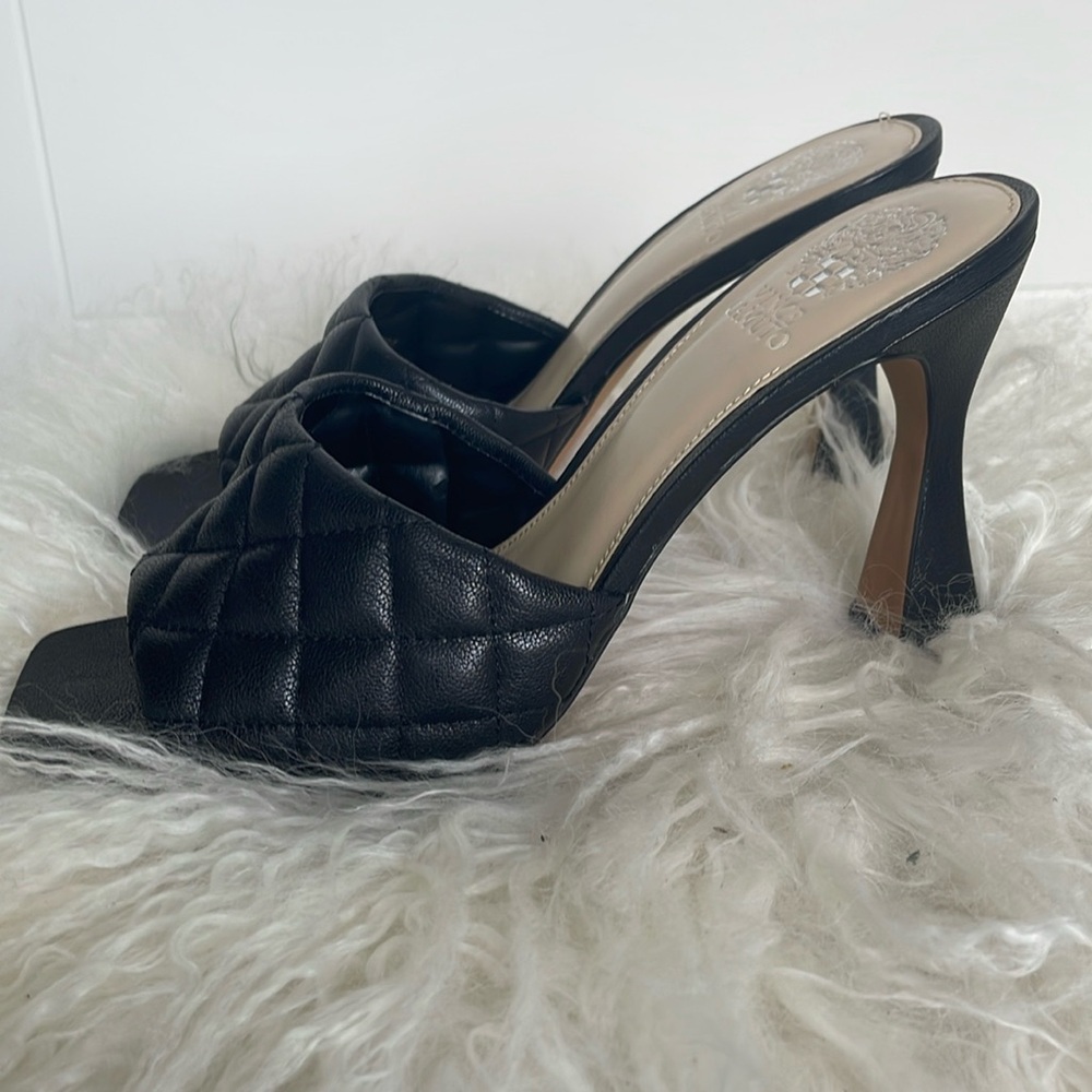 Vince Camuto Black Baby Sheep slippers Heels Sz 9
